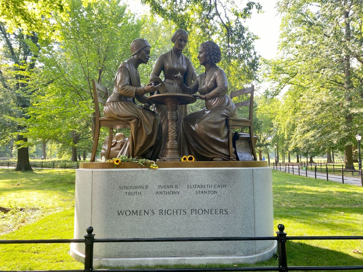 Sojourner Truth - A slave, a woman, a speaker
